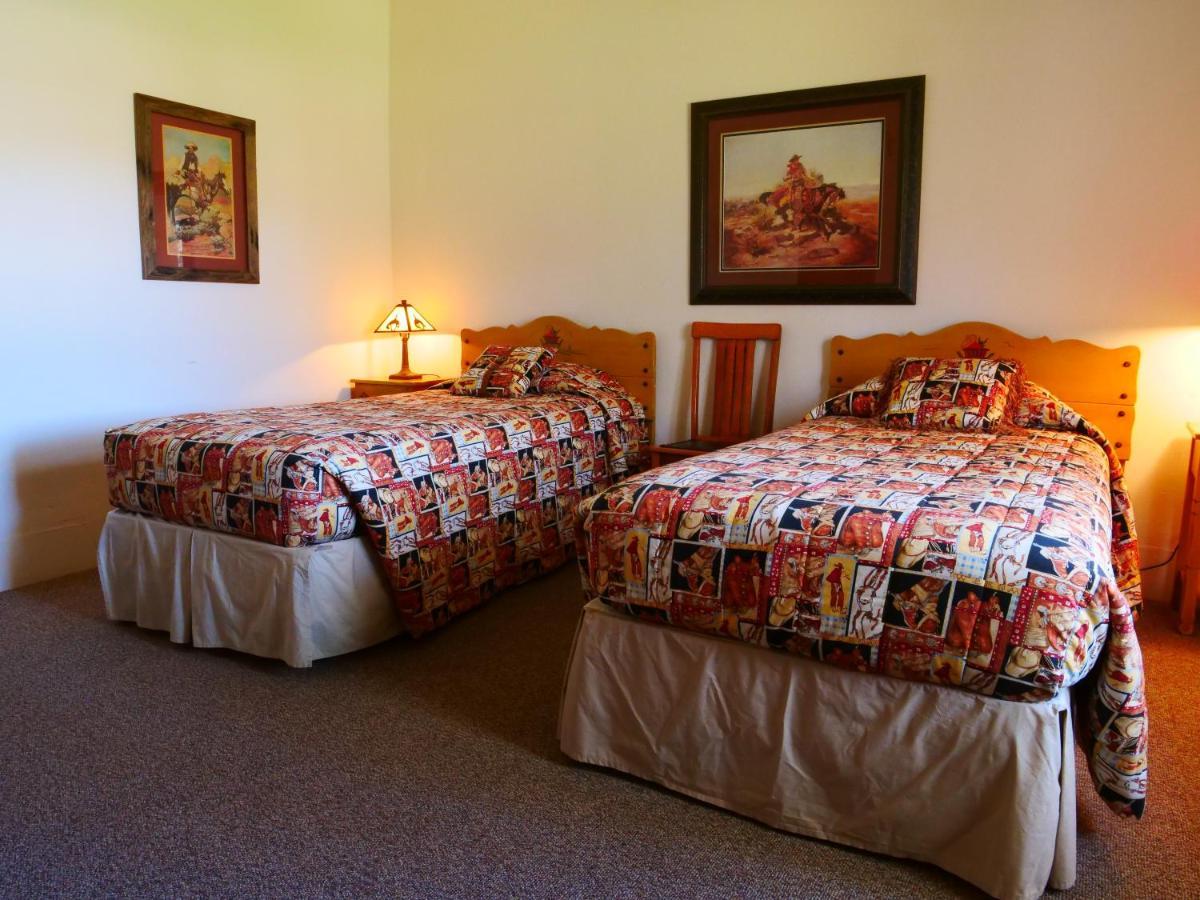 Отель Kay El Bar Guest Ranch Уикенберг Экстерьер фото